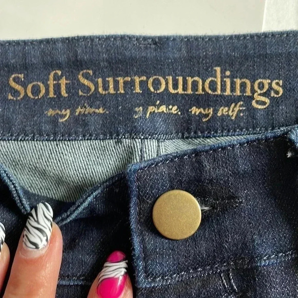 Soft surroundings dark blue denim pull up jeans size XS - Picture 2 of 4